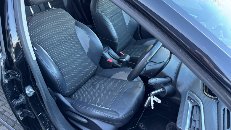 Peugeot 2008 1.5 BlueHDi 100 Allure 5dr Diesel Estate